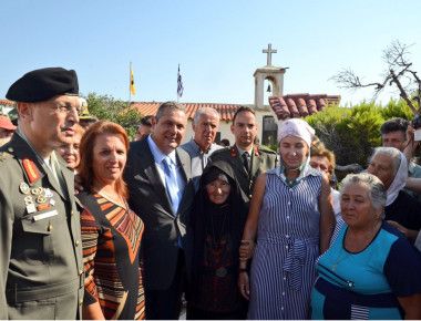 Ο Πάνος Καμμένος στη λειτουργία της Αρχιλοχία Πλεξίδα στη Σέριφο (φωτό, βίντεο) 